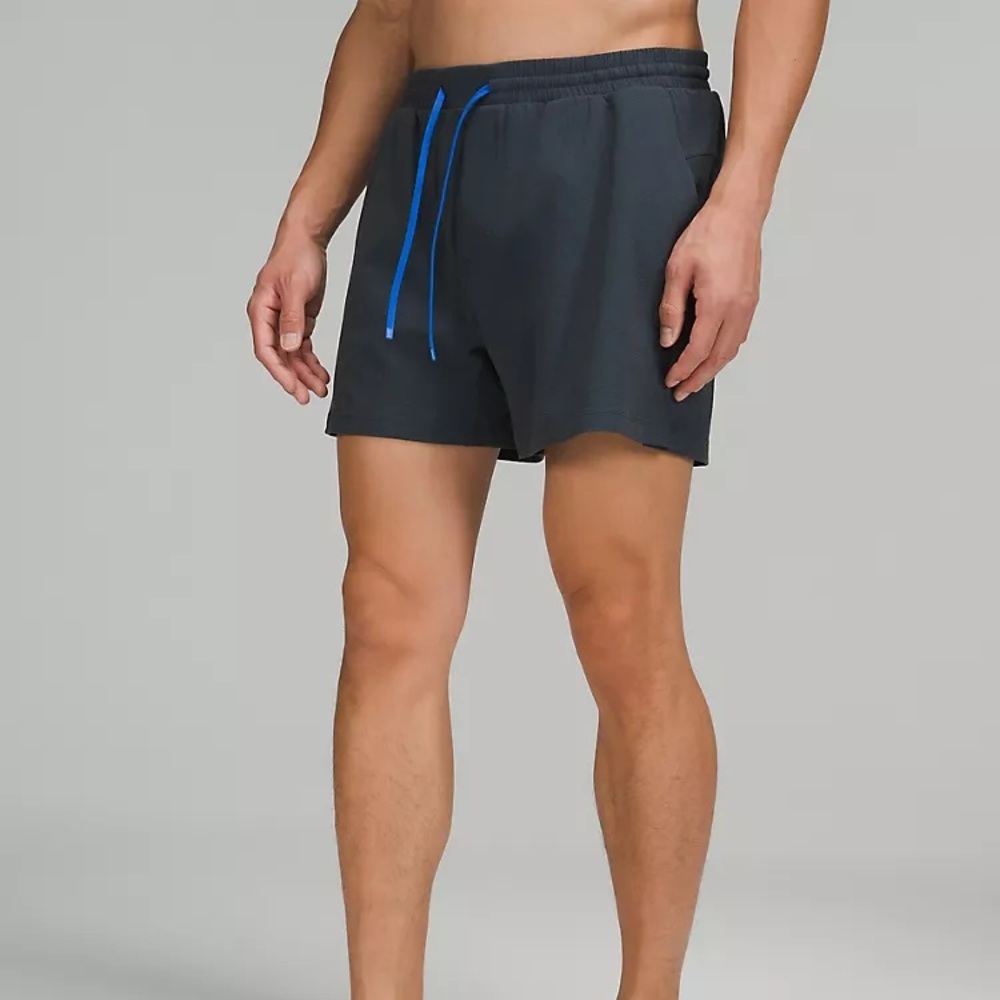 Lululemon Pool Short 5” *Graphite Grey Blazer Blue Tone